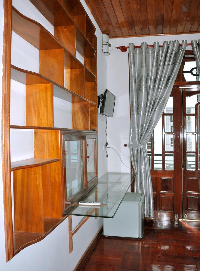 Ngoc Tung Mini Hotel Hue Buitenkant foto