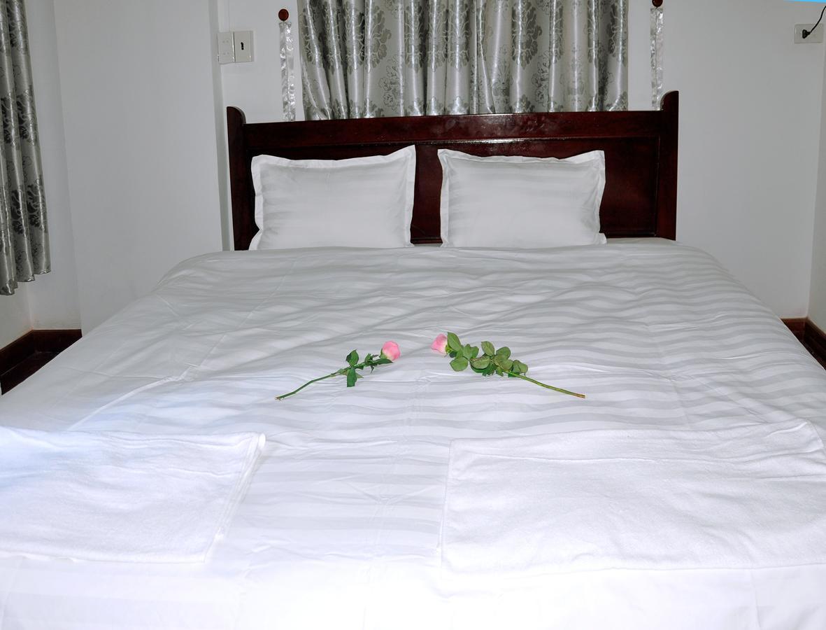 Ngoc Tung Mini Hotel Hue Buitenkant foto