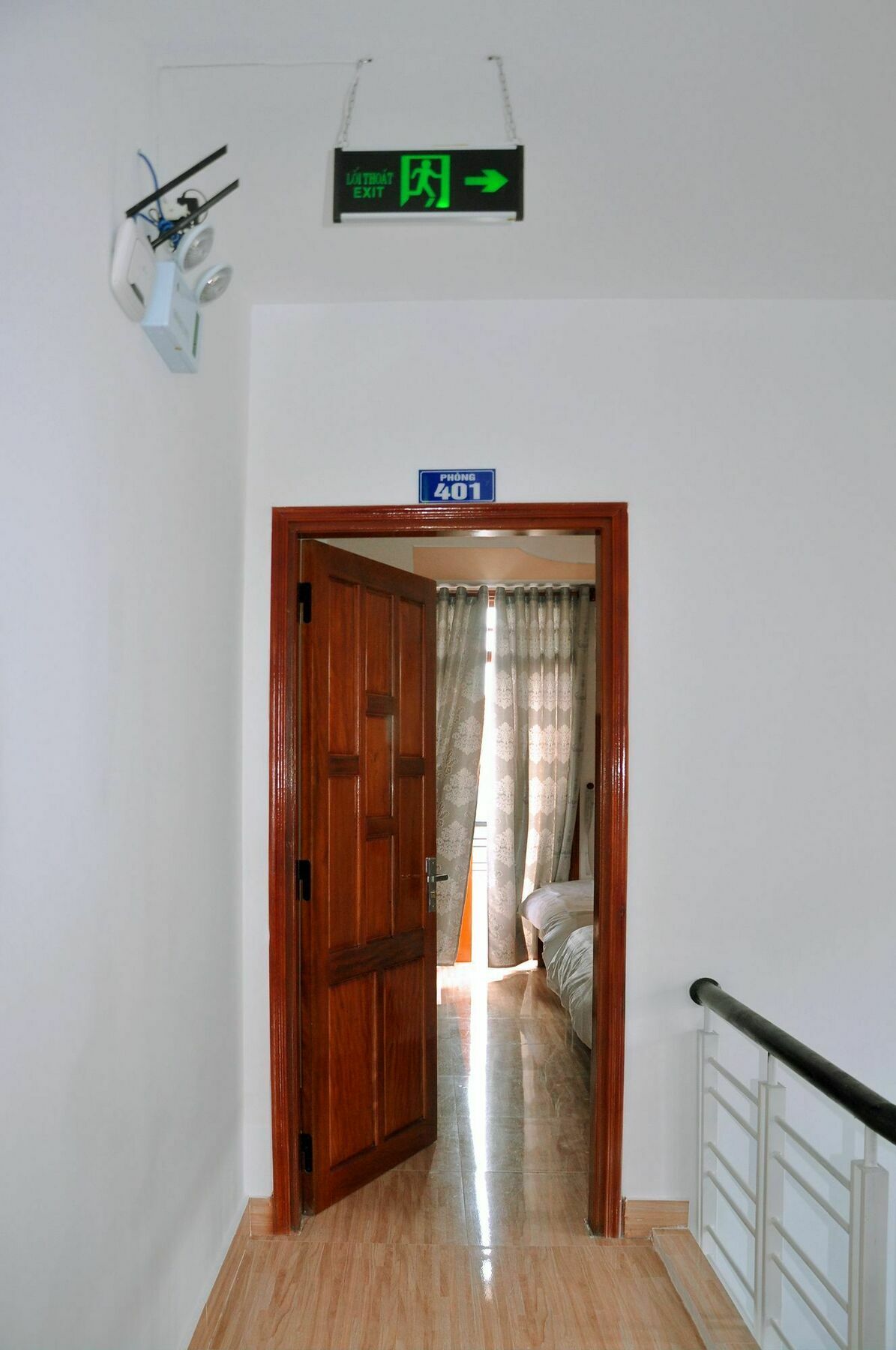Ngoc Tung Mini Hotel Hue Buitenkant foto