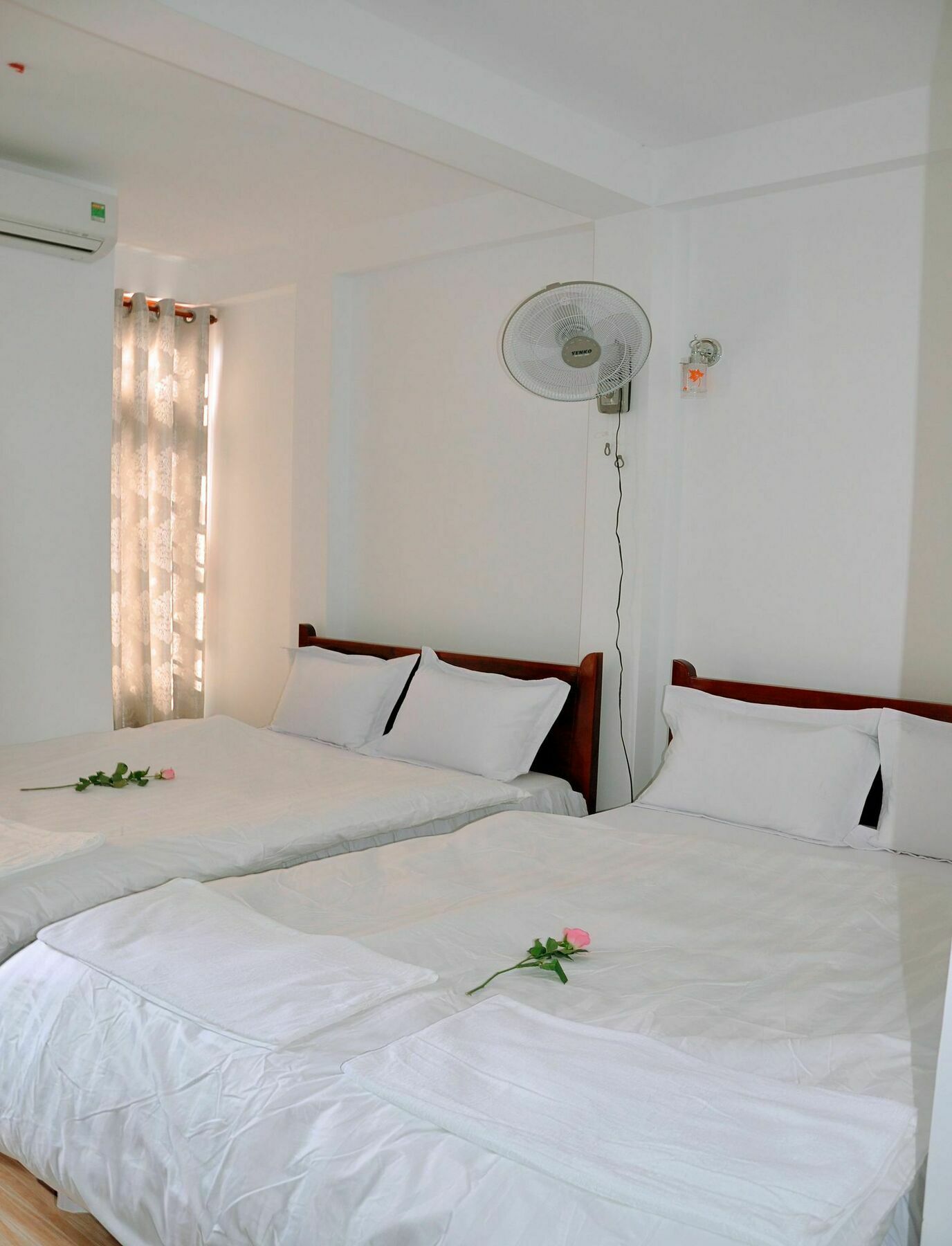 Ngoc Tung Mini Hotel Hue Buitenkant foto