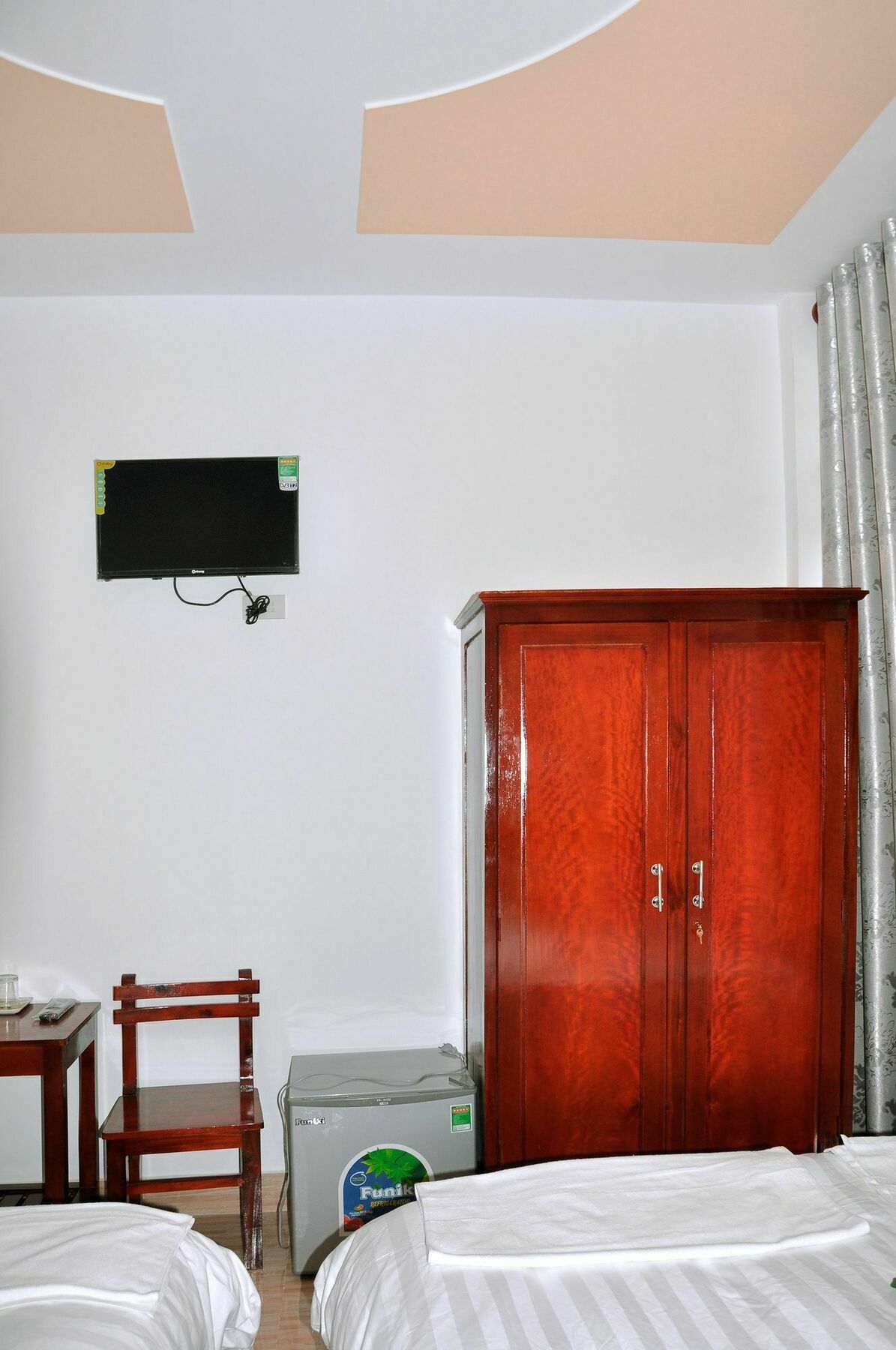 Ngoc Tung Mini Hotel Hue Buitenkant foto