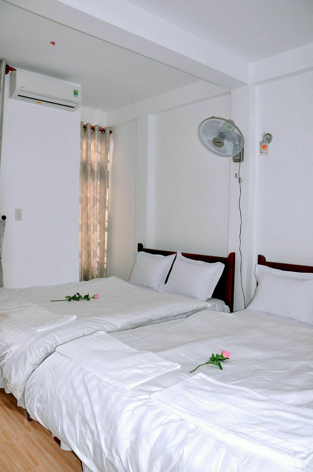 Ngoc Tung Mini Hotel Hue Buitenkant foto