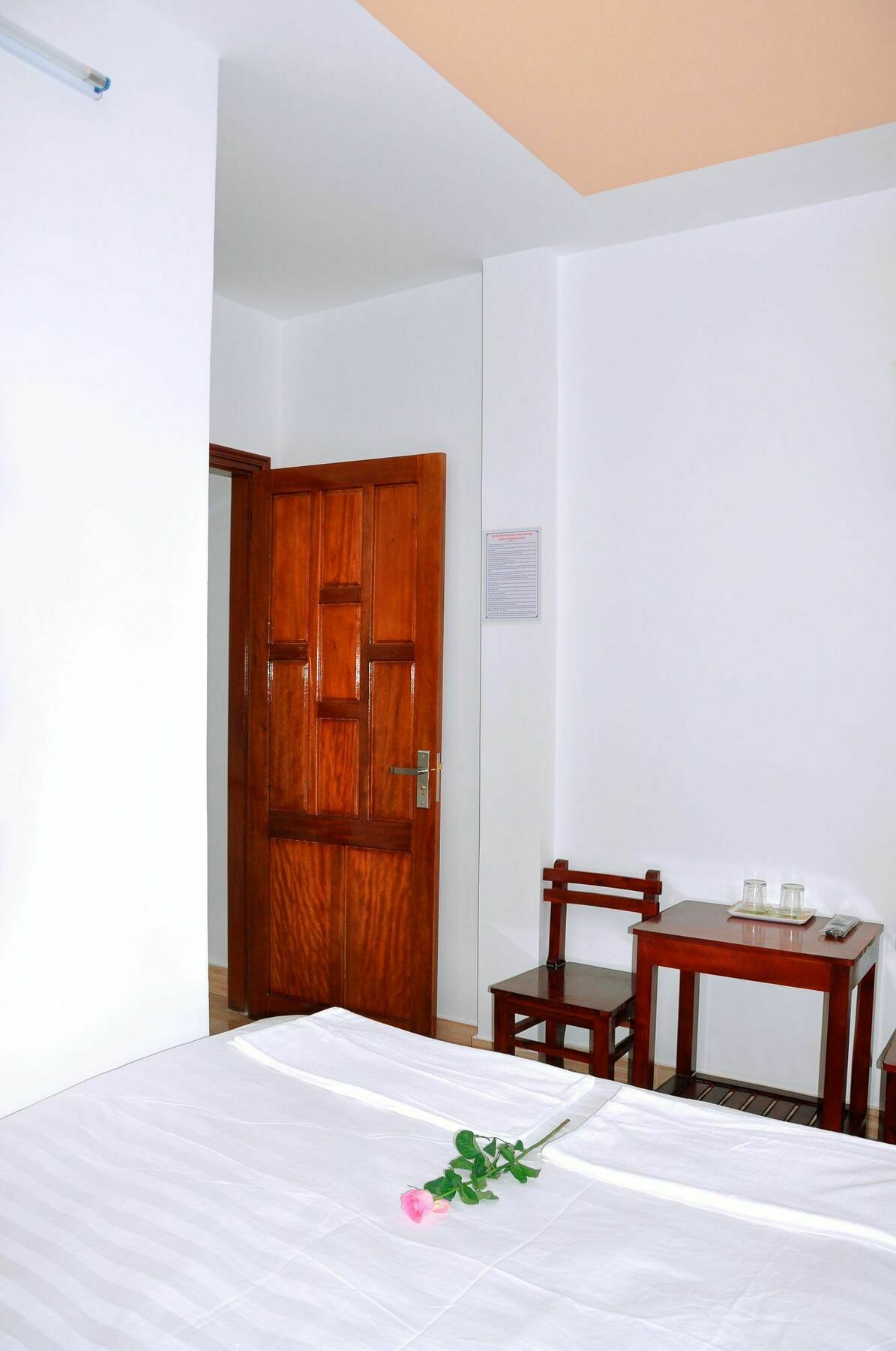 Ngoc Tung Mini Hotel Hue Buitenkant foto